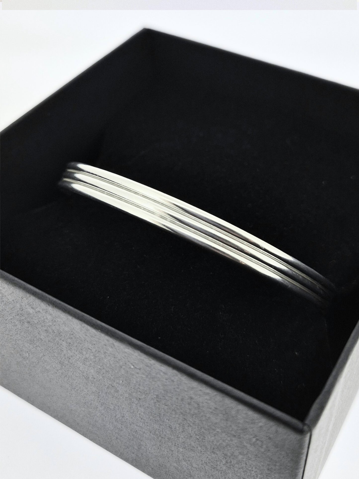 Sterling Silver Stripes Bangle